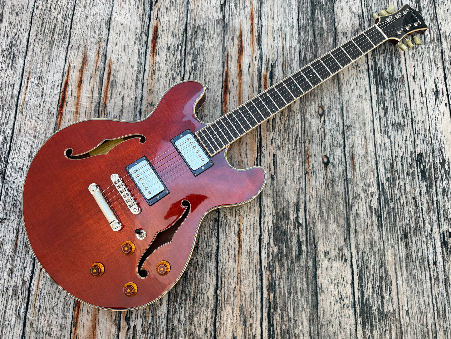 Eastman T185MX Classic with case & COA "B" Stock RRP £2,299