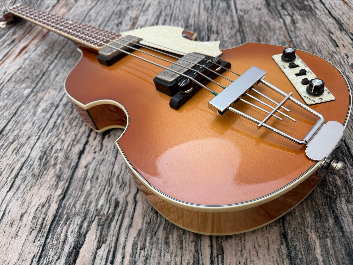 Hofner Violin Bass Contemporary Series HCT-500/1-SB