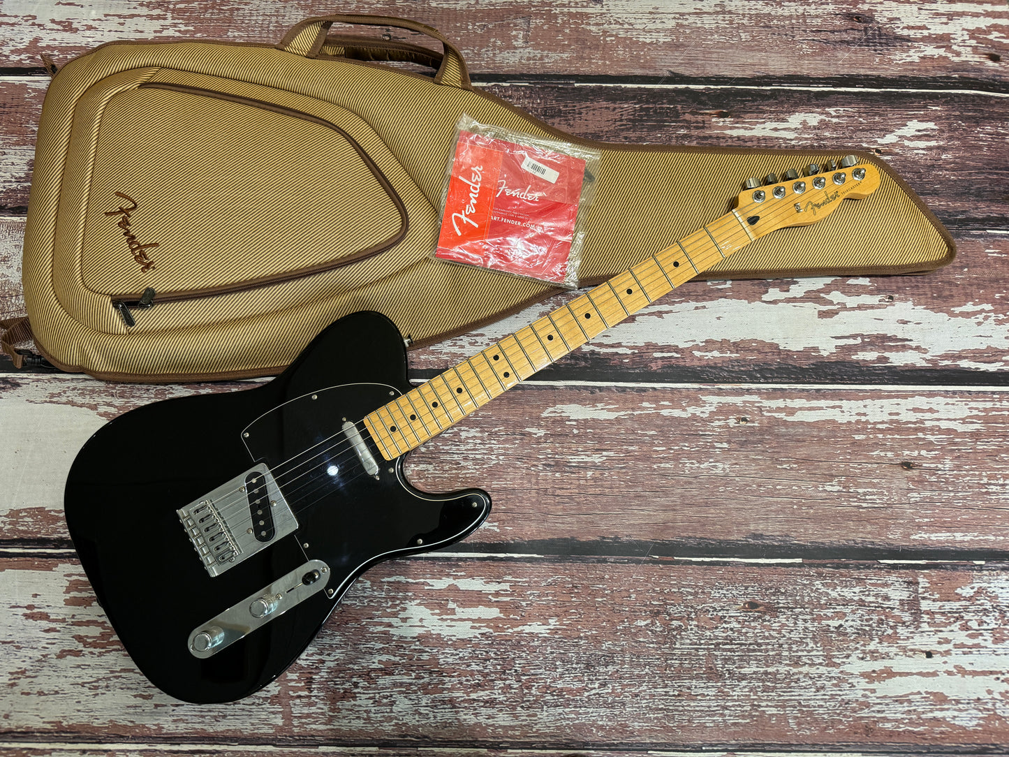 Fender Player series telecaster 2021 plus Fender tweed bag