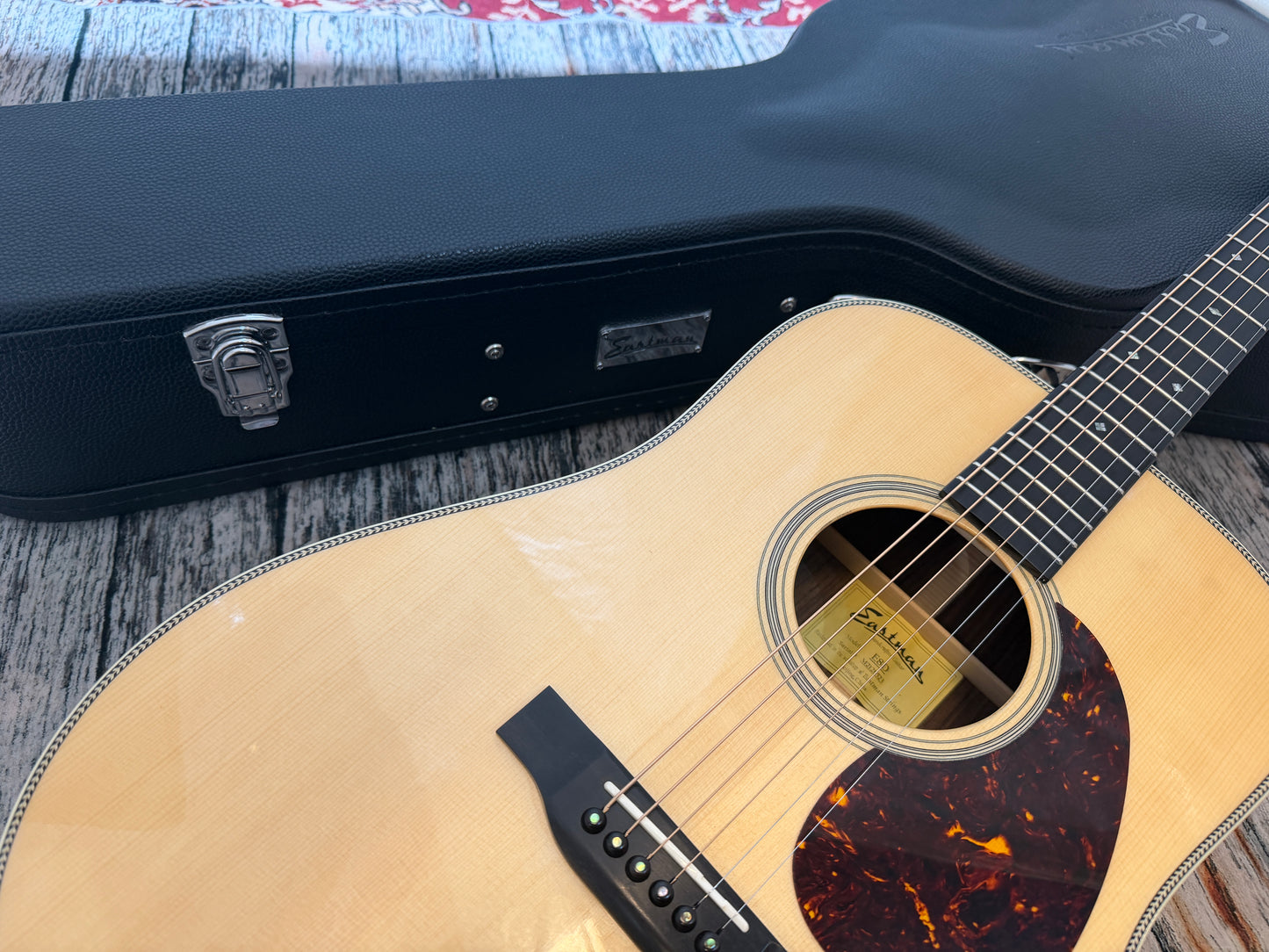 Eastman E8D All solid Dreadnought - 100% mint!