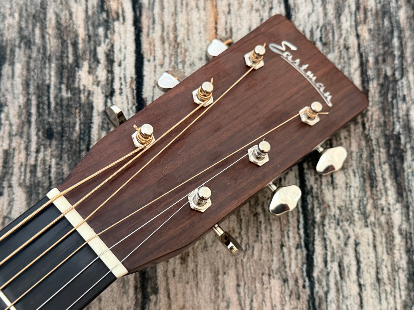 Eastman E8D All solid Dreadnought - 100% mint!