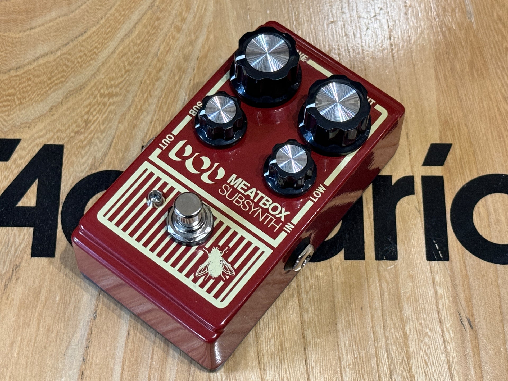 DOD Meatbox Octaver + Subharmonic Synthesiser – Badlands Guitars 