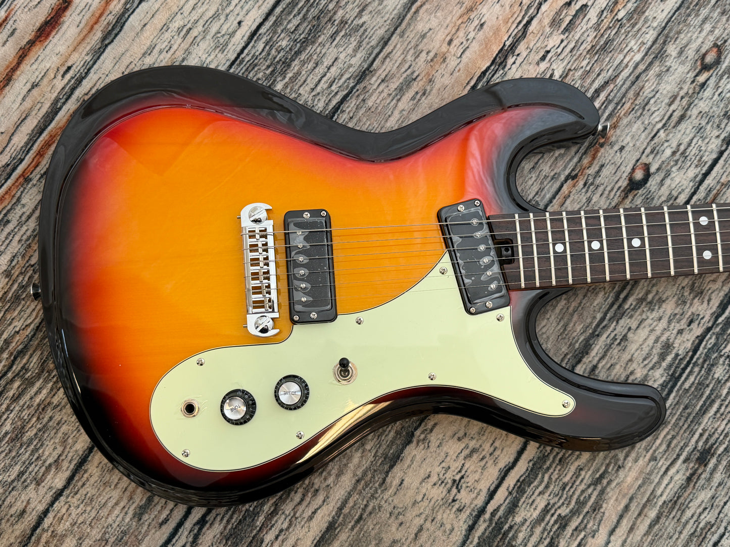 Aria DM-206 Sunburst