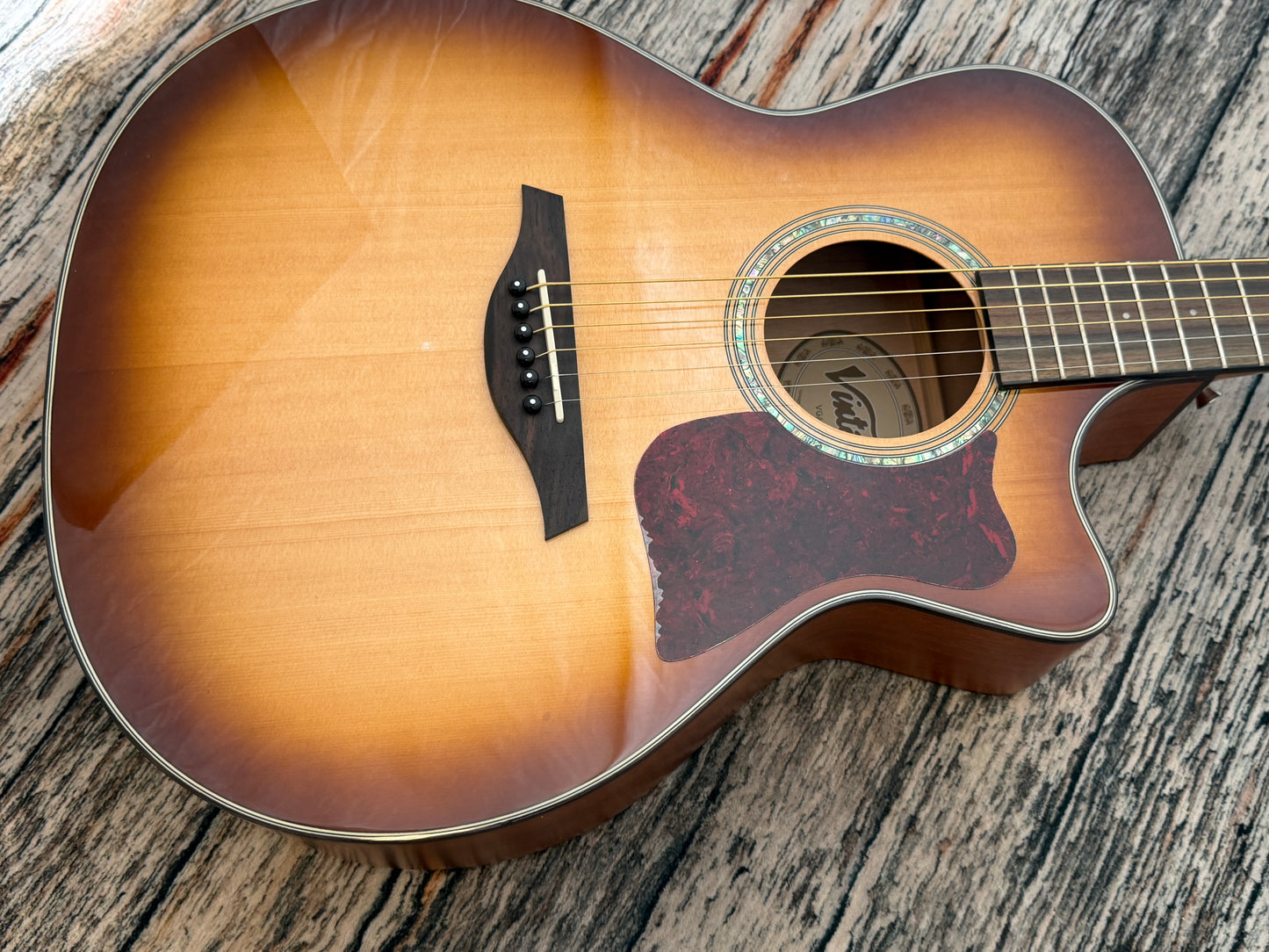 Vintage VGA990 Sunburst Electro Acoustic