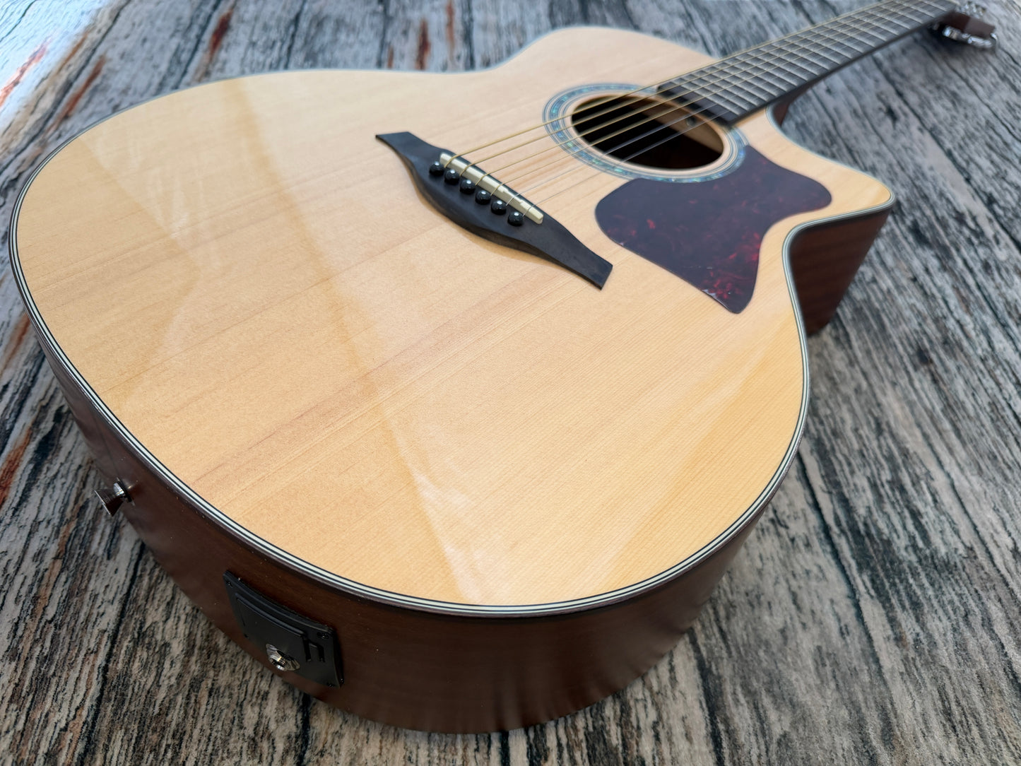 Vintage VGA990 Natural Electro Acoustic