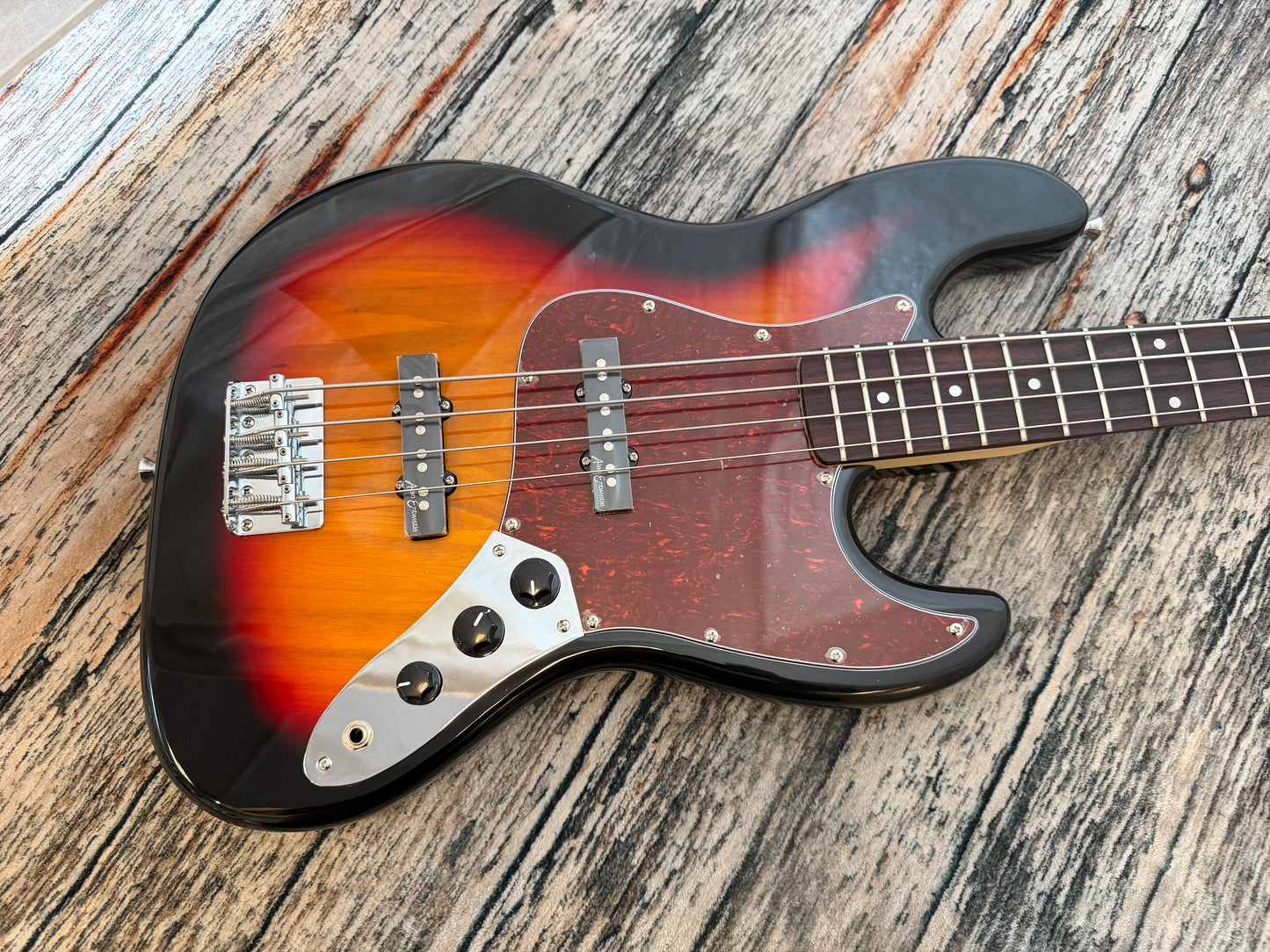 Vintage Coaster Bass - V49 Jazz-bass Sunburst