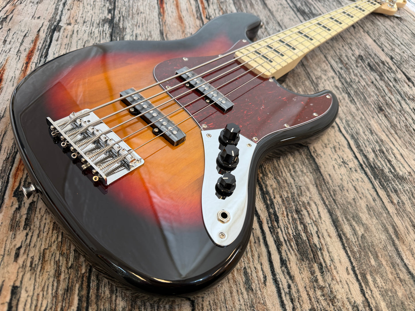 Vinateg Coaster BAss V49-5 String Jazz-Bass - Sunburst