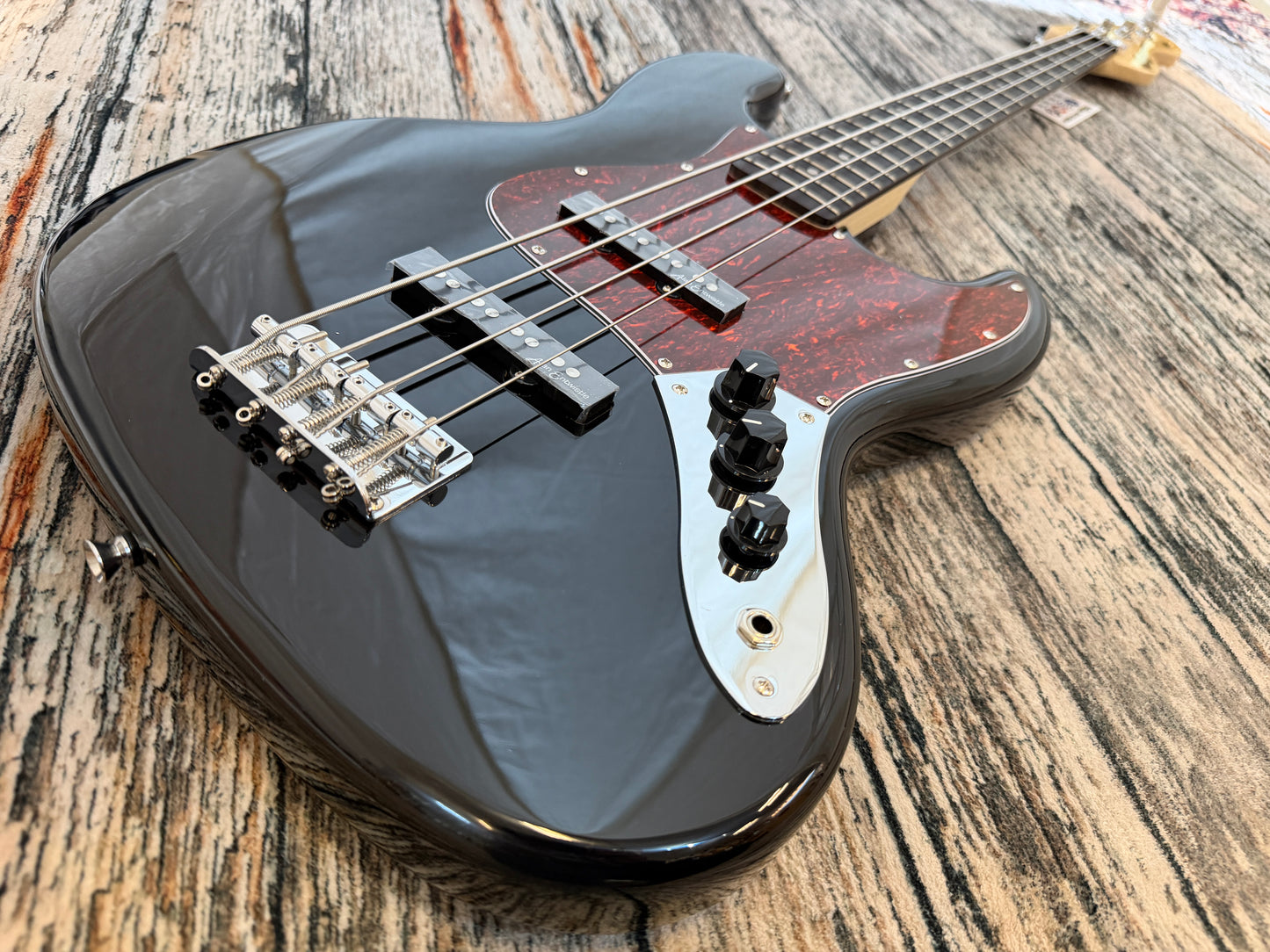 Vintage Coaster Bass V49 Jazz-bass  - Black