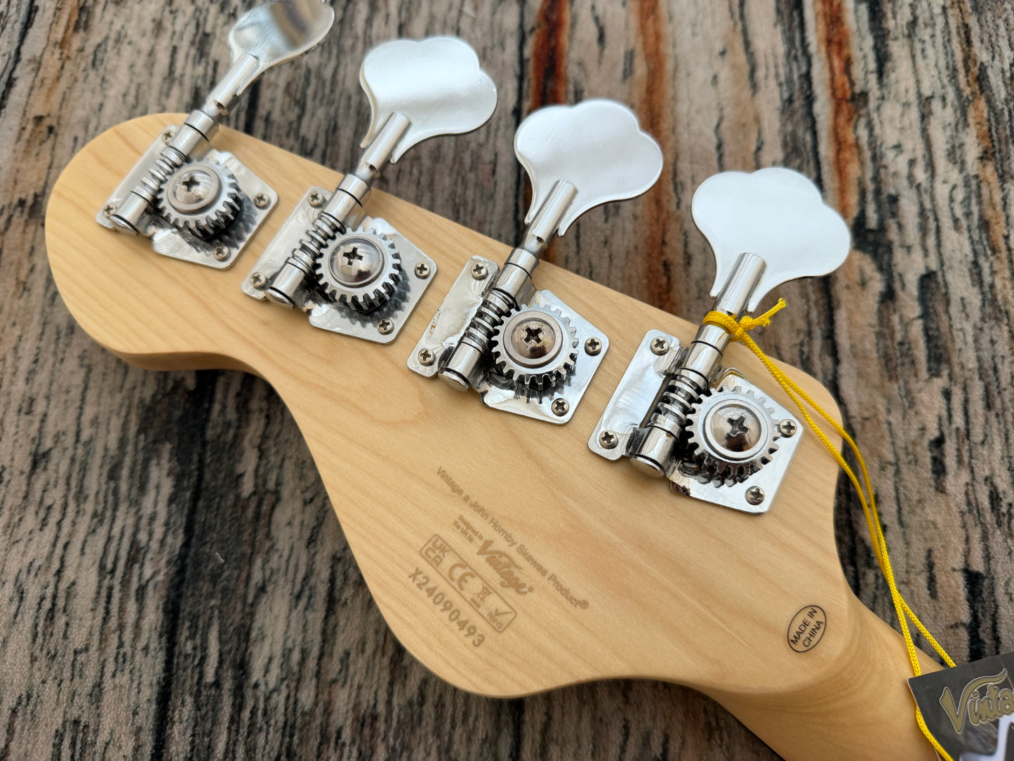 Vintage Coaster Bass V49 Jazz-bass - Vintage White