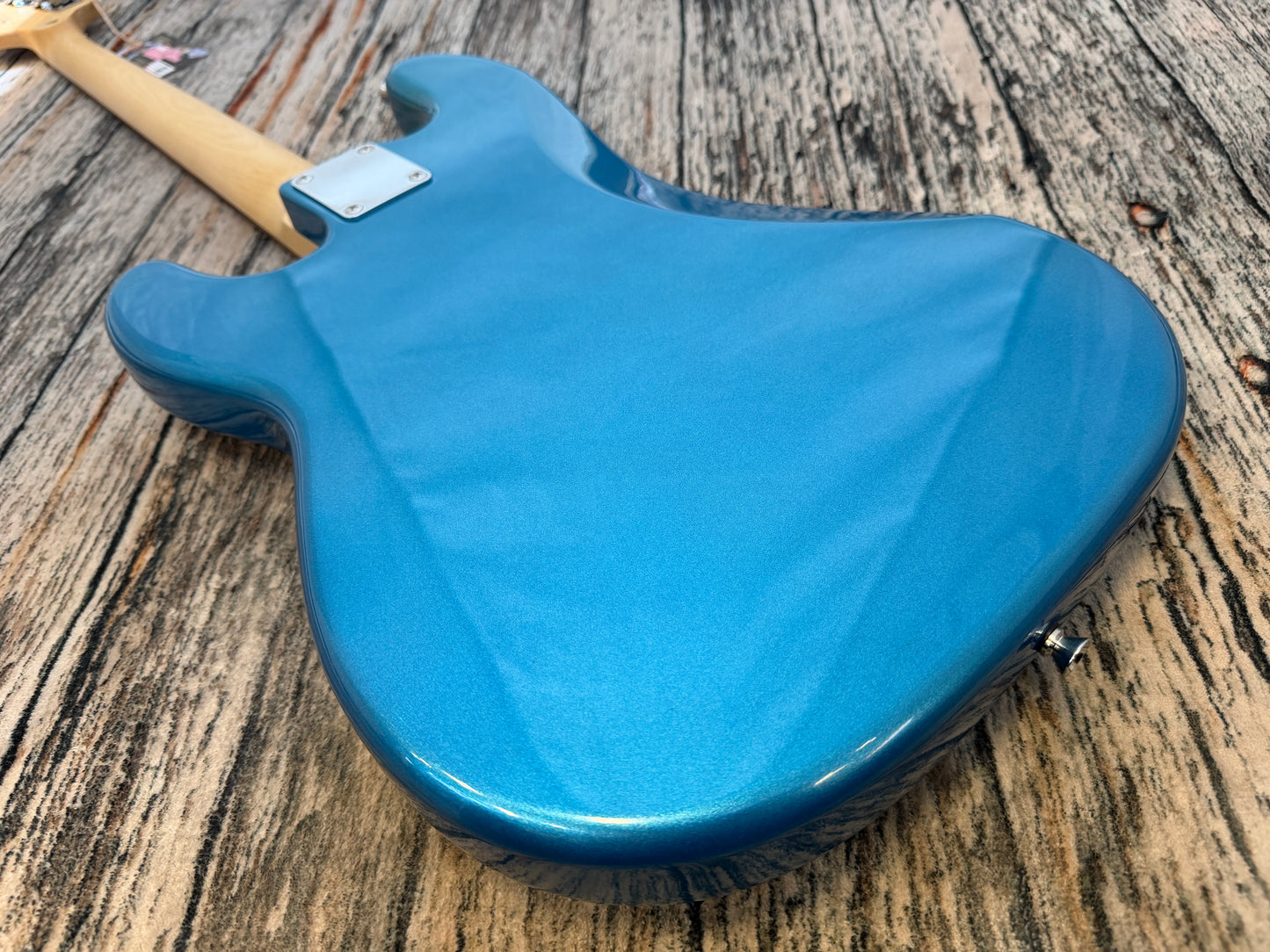 Vintage Coaster V40 Bass P-Bass Candy Apple Blue