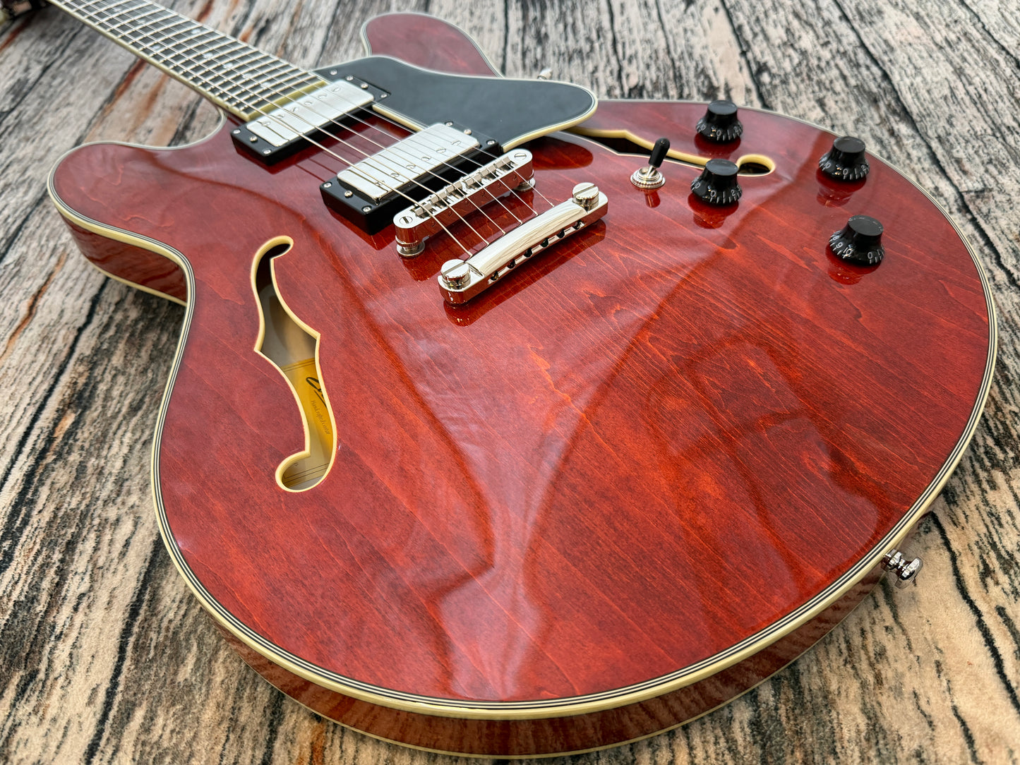 Eastman T386 Classic with Hard Case - "B" Stock