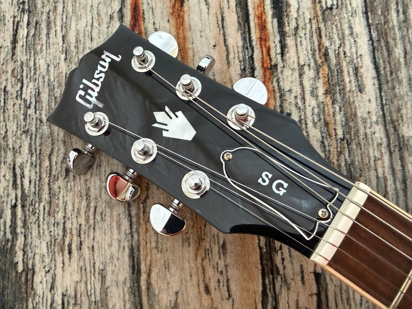 Gibson SG Standard - Ebony - Left Hand 2020 model