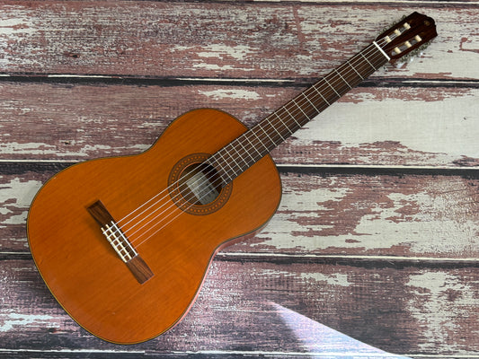 Yamaha CG122 solid top classical