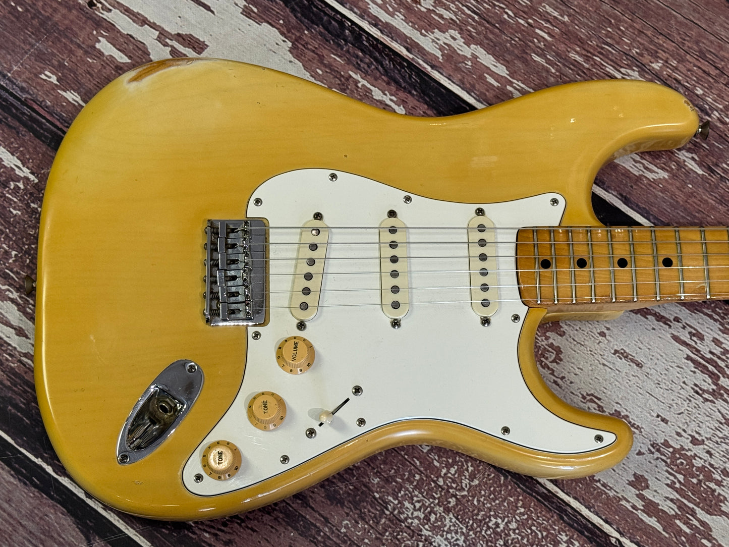 Fender 1976 77 Stratocaster hard tail