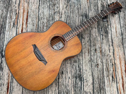 Bromo BAT2M - Solid top Mahogany Acoustic