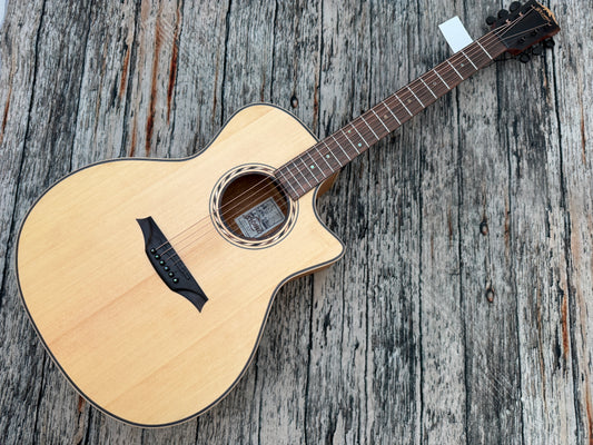 Bromo BAT2CE - Solid top electro cutaway.