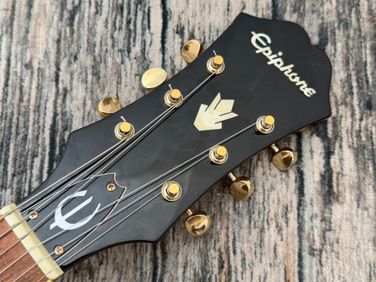 Epiphone Riviera P93 semi hollow with Bigsby.