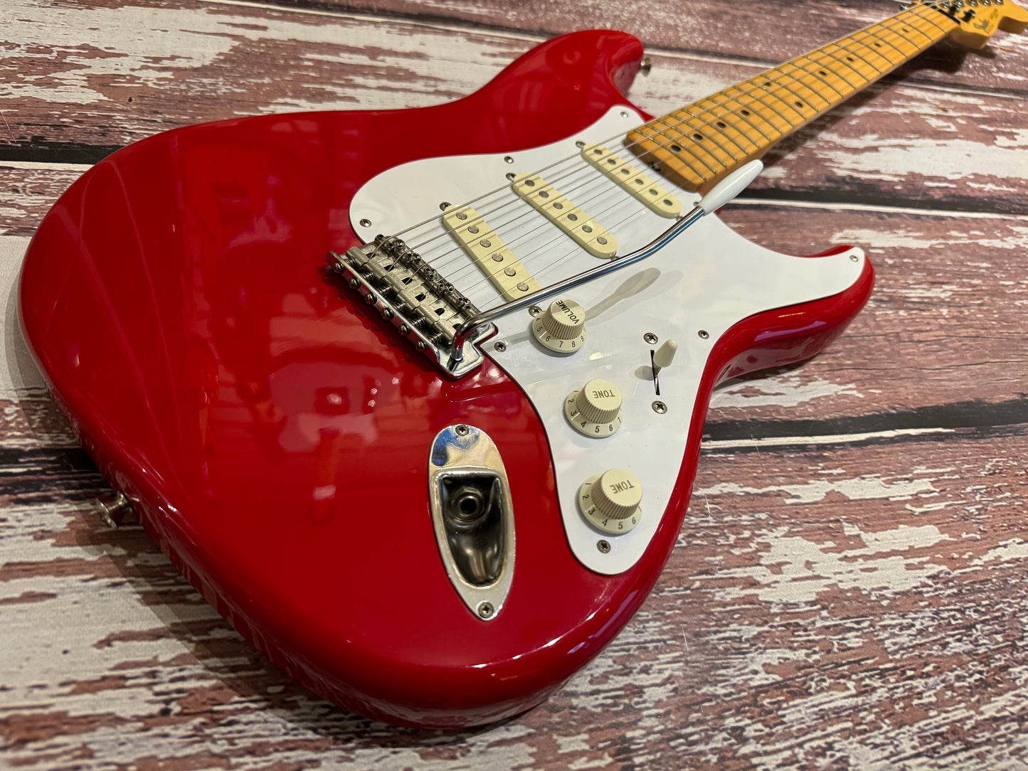 Fender Japanese Stratocaster 1988 Torino Red