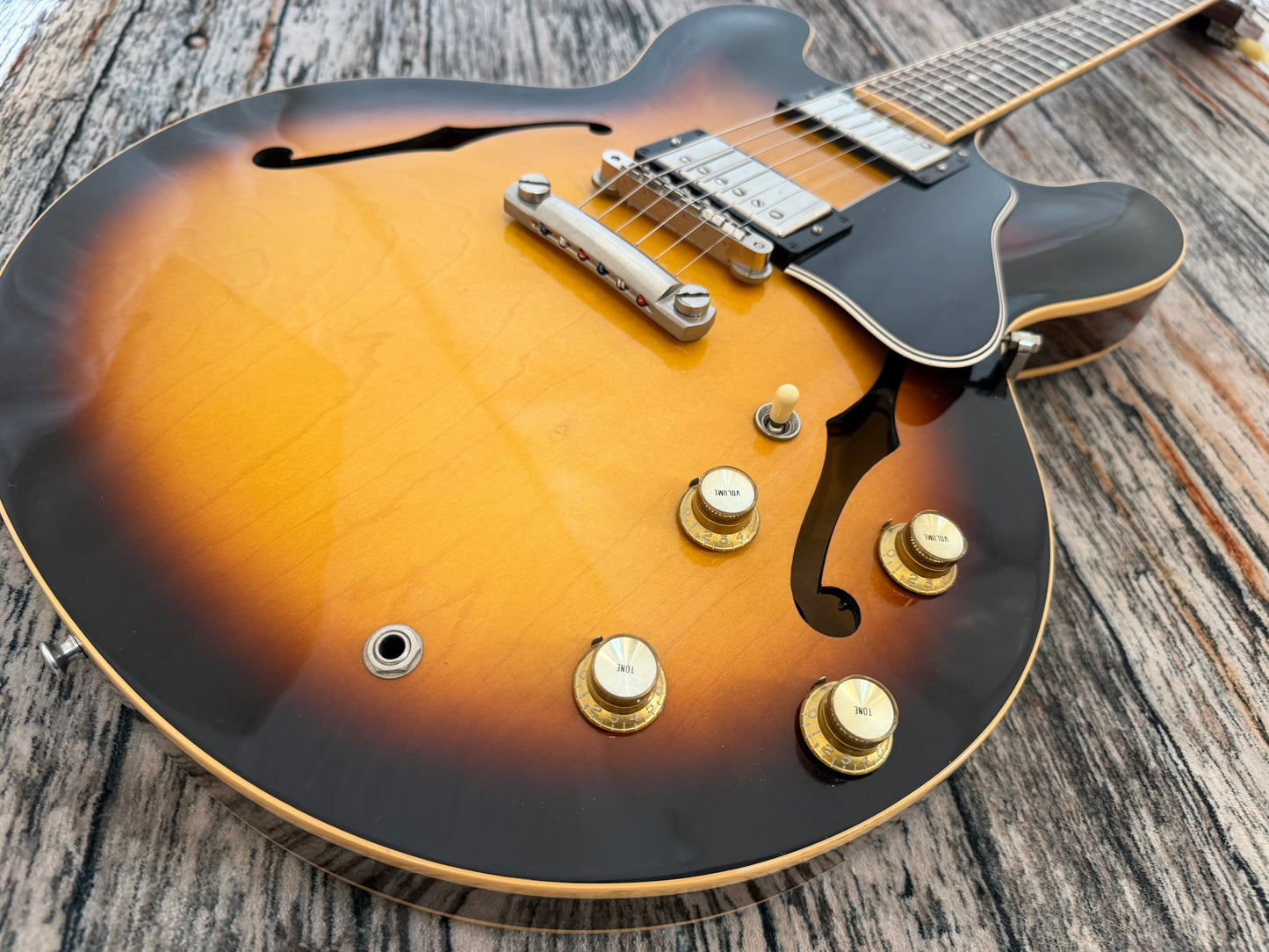 Gibson ES335 Tobacco Sunburst - 2008, with case & COA