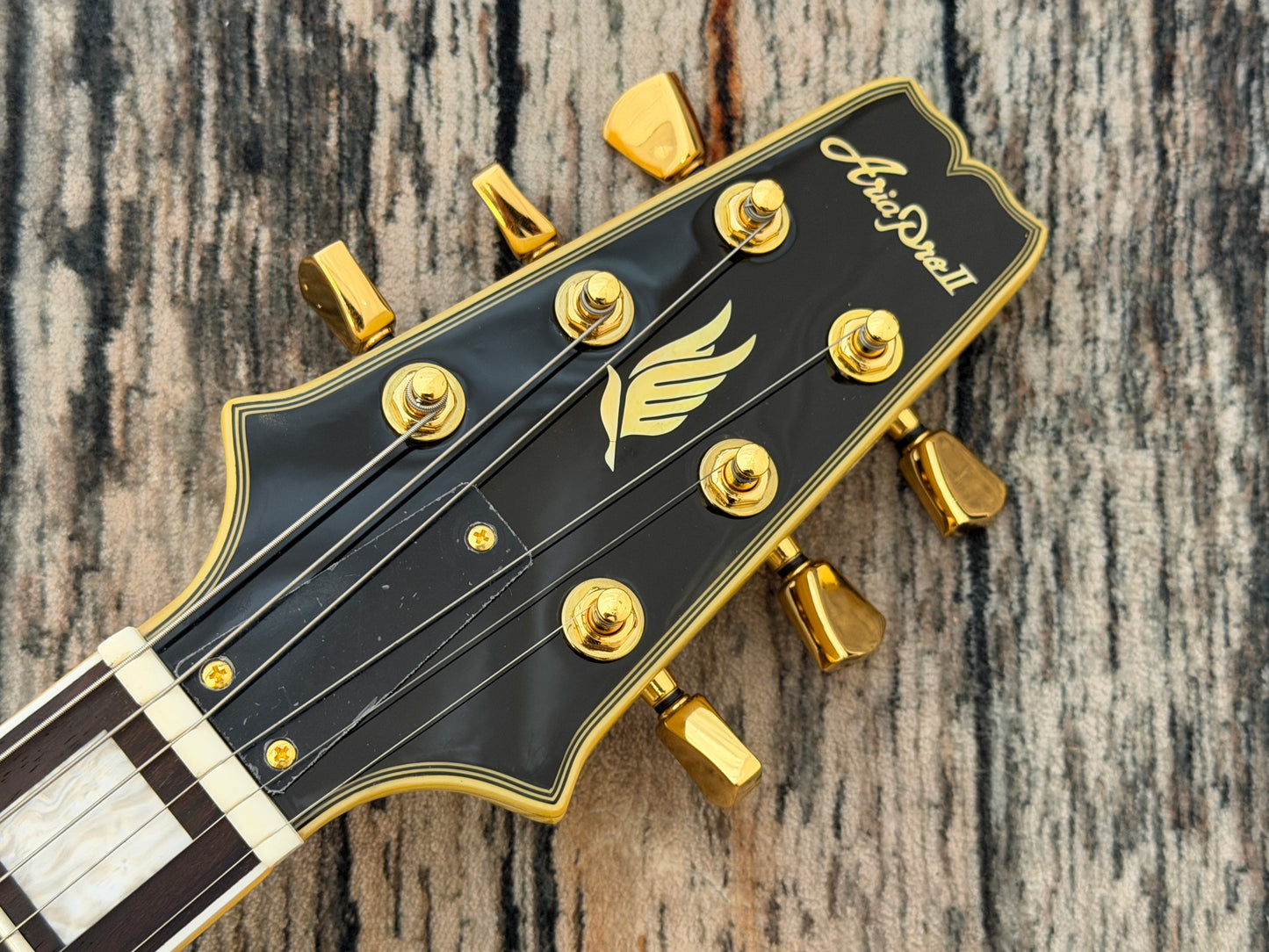 Aria Pro II PE350 Custom Aged White - B Stock