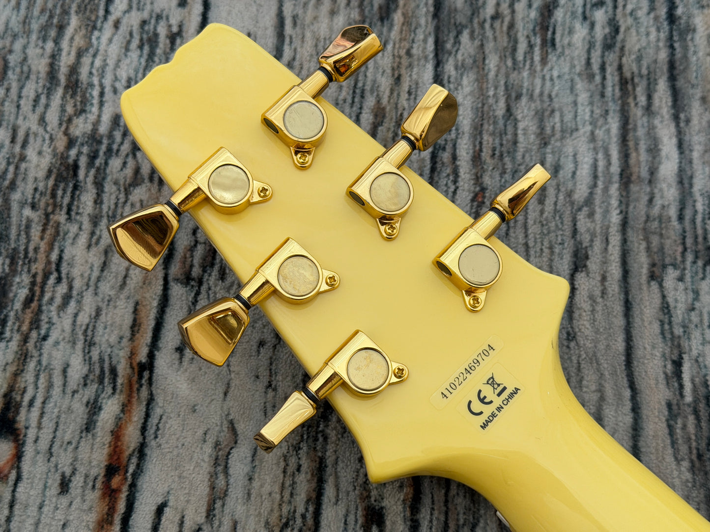 Aria Pro II PE350 Custom Aged White - B Stock