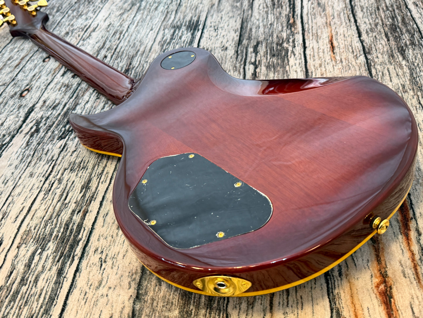 Aria PE F80 Blacktop Retro! - B-Stock