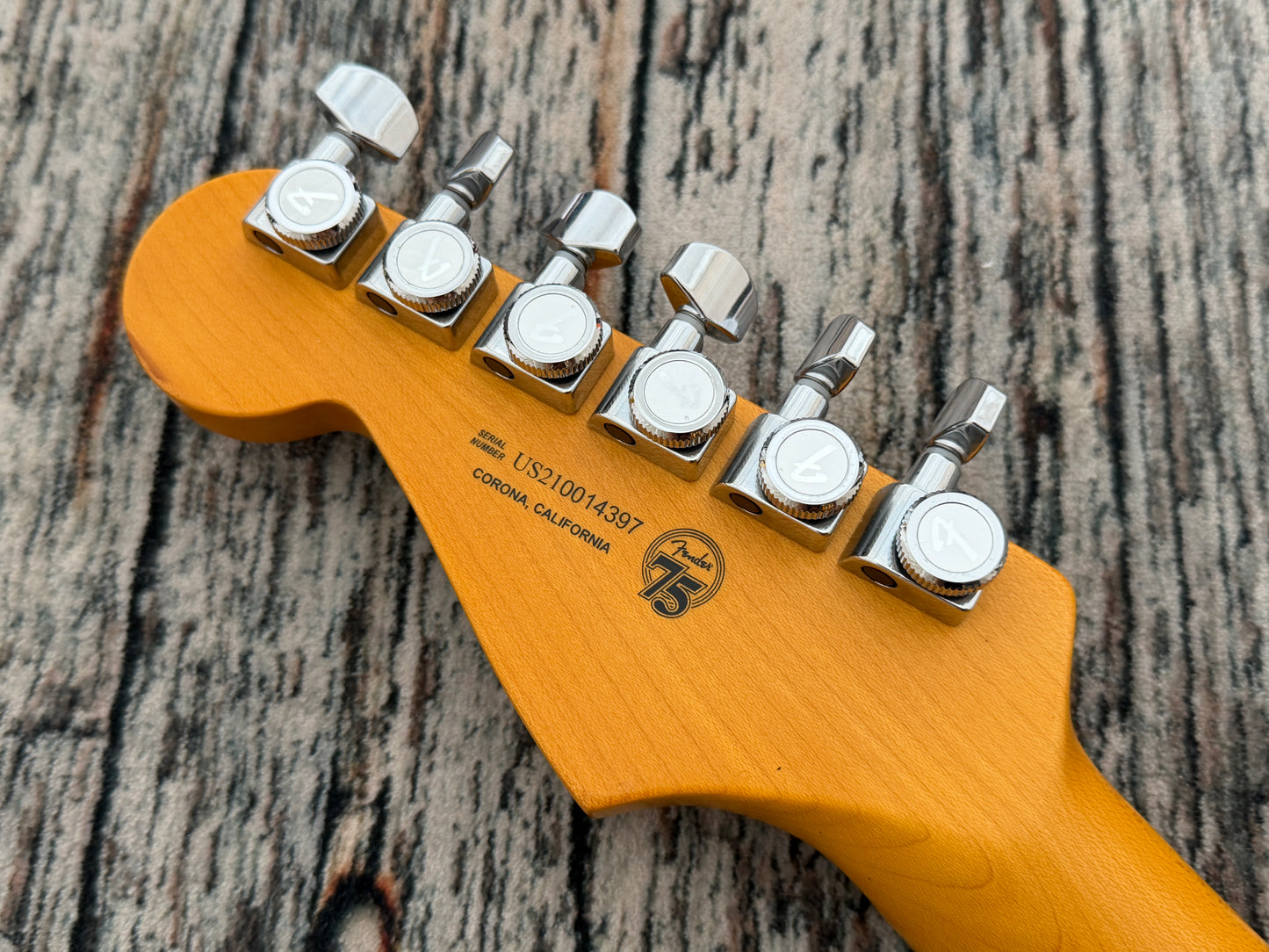 Fender USA American Ultra Stratocaster - Texas Tea - 2021