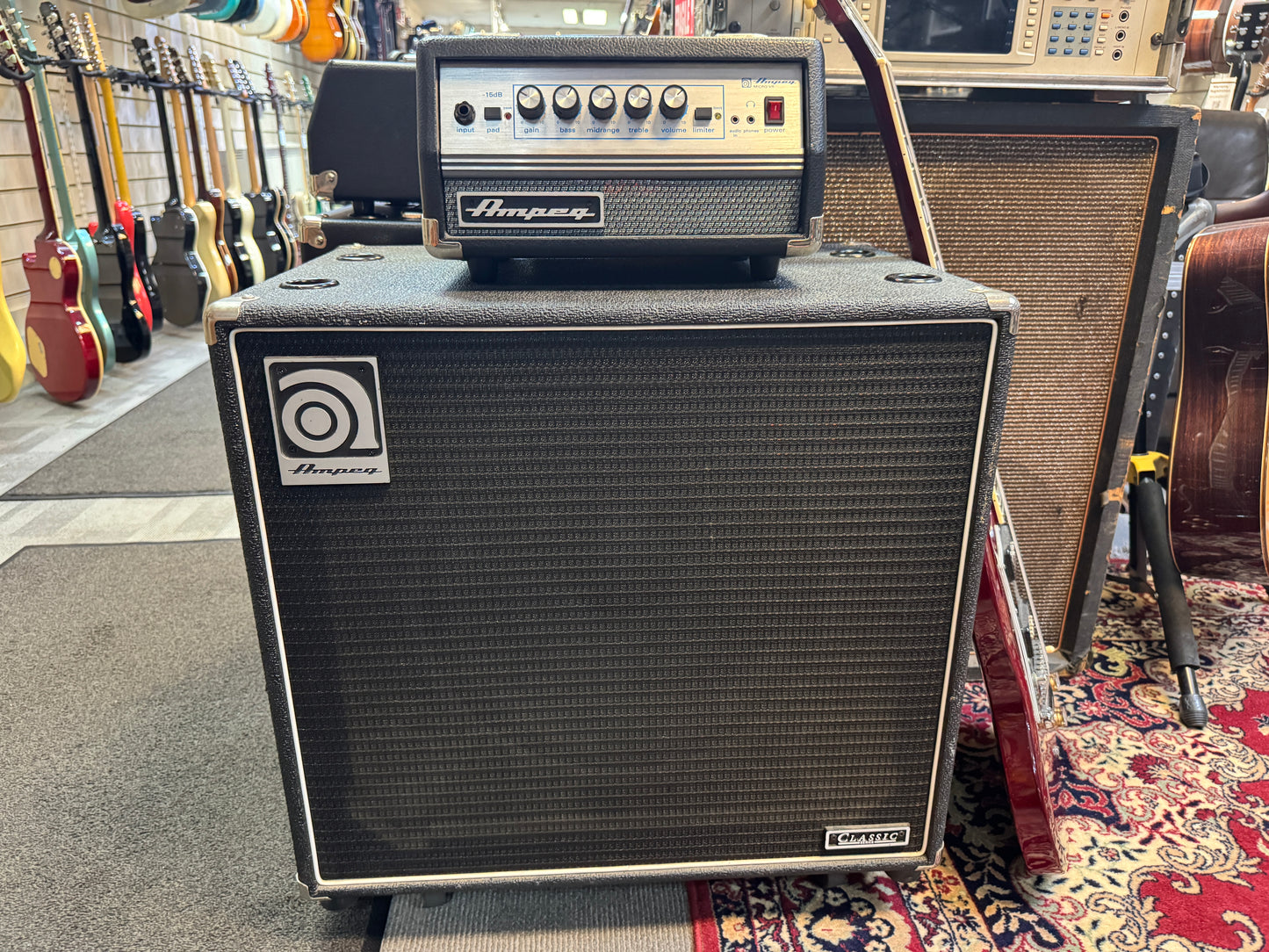 Ampeg Micro VR 200w and SVT115E cab **COLLECTION ONLY**