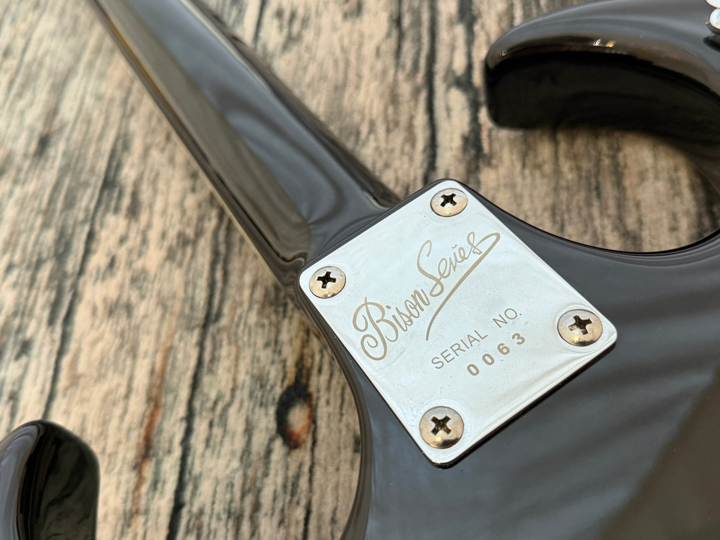 Burns Bison Series "Black" Bison 6 string '62 reissue & croc case