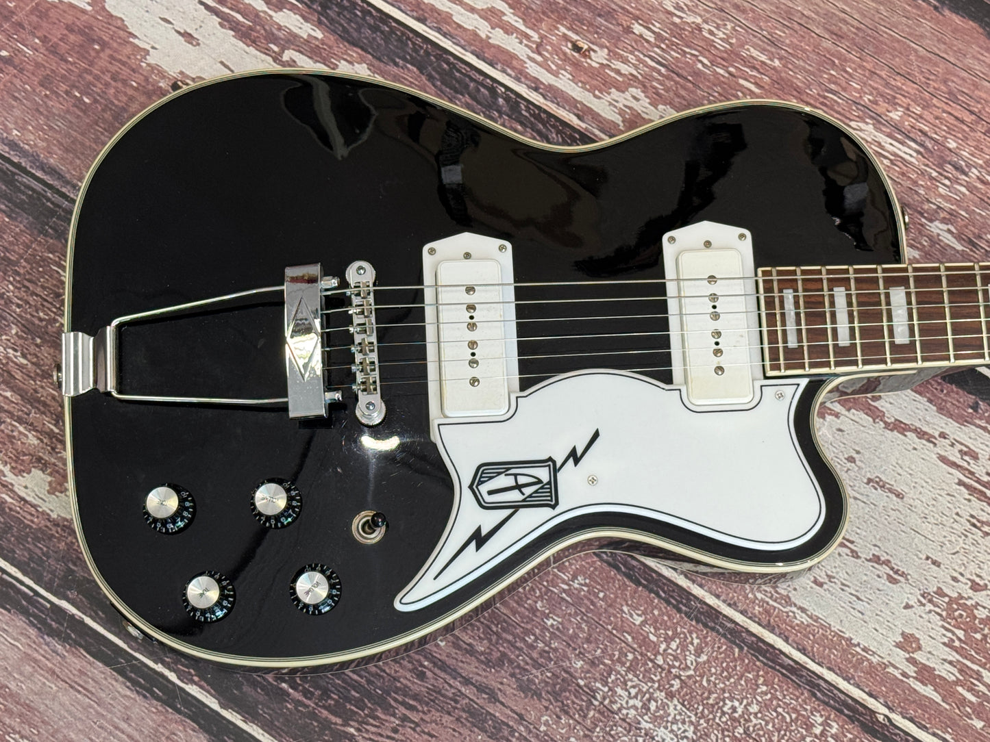 Airline Eastwood Tuxedo - Hollow body P90