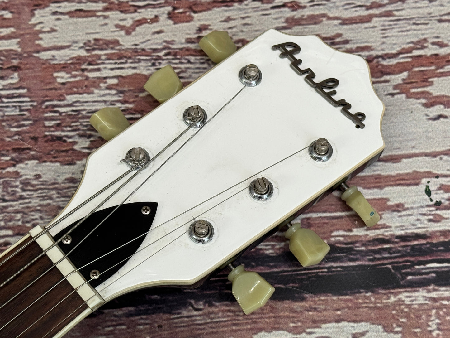 Airline Eastwood Tuxedo - Hollow body P90