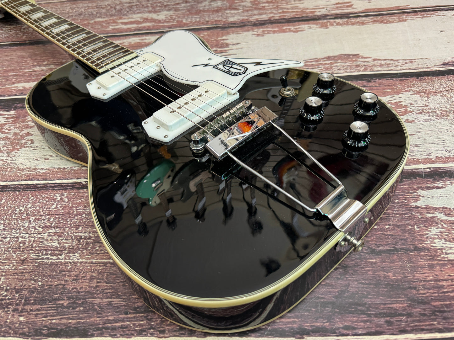 Airline Eastwood Tuxedo - Hollow body P90