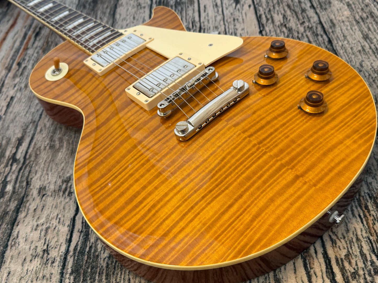 Tokai Japan - Love Rock Flame top 2016