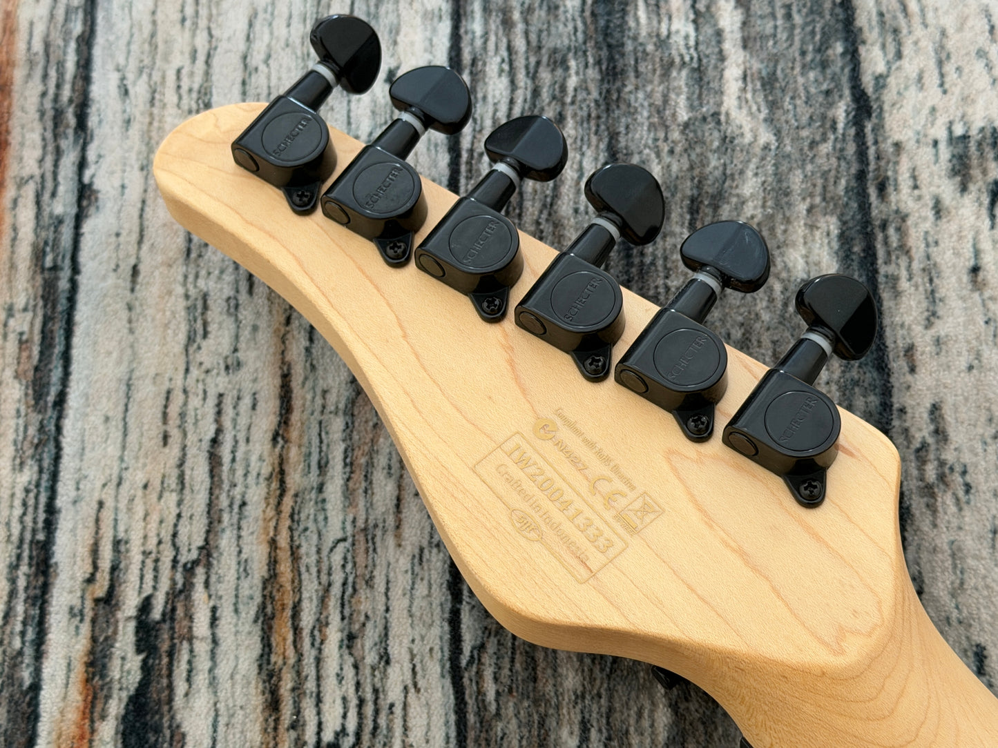 Schecter Sun Valley Super Shredder - Floyd Rose - Sustainiac