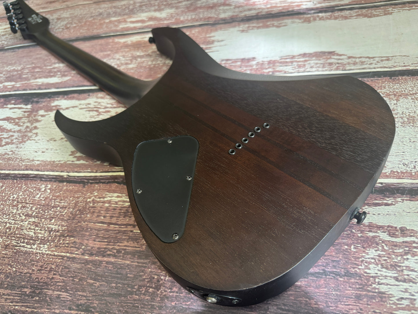 Ibanez RGRT421 Thru neck Walnut flat finish