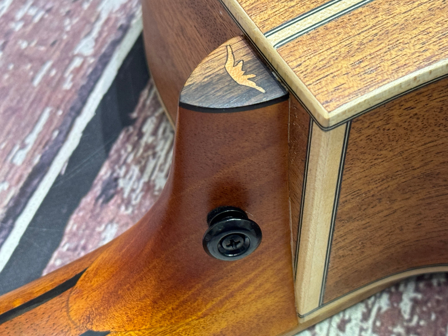 Bromo BAT2CE Solid top electro acoustic