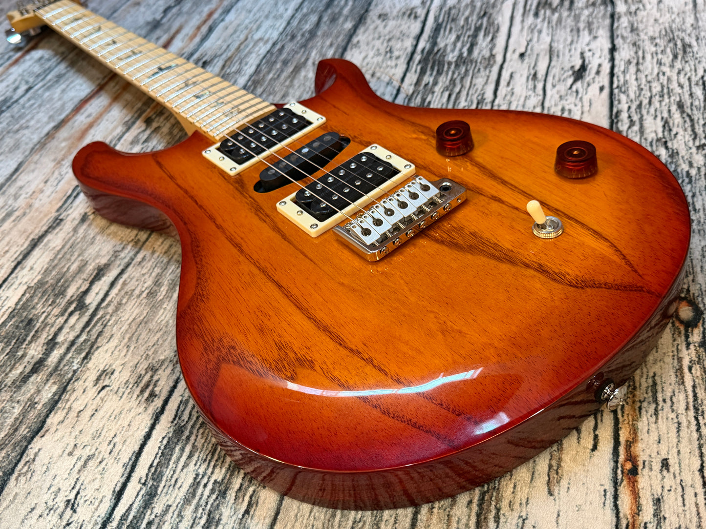 PRS SE Swamp Ash Special Vintage Sunburst