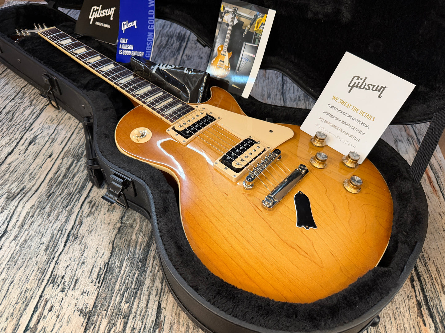 Gibson Les Paul Classic 2021 Honeyburst 1960s neck