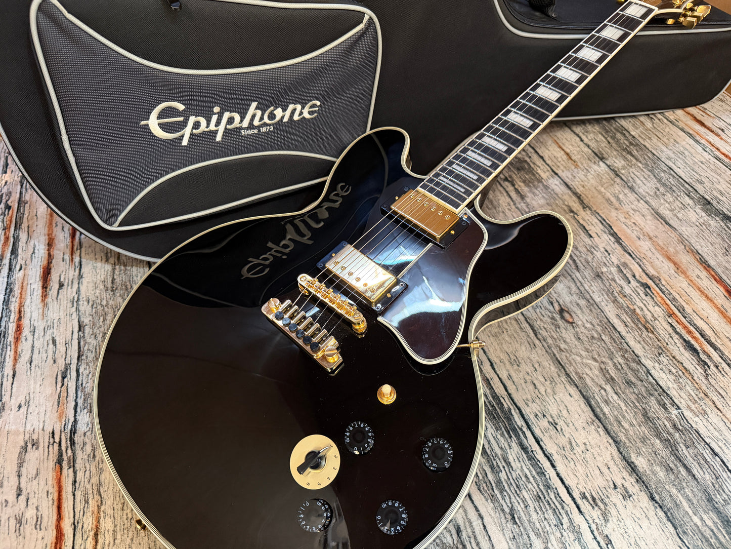 Epiphone Lucille with case - 2025