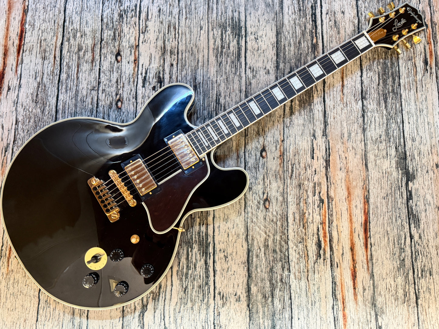 Epiphone Lucille with case - 2025