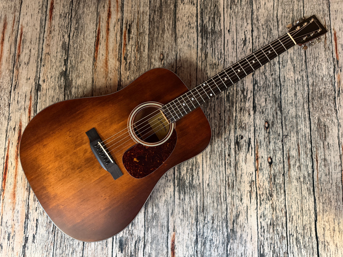 Eastman E1D CLA All solid Dreadnought acoustic & bag