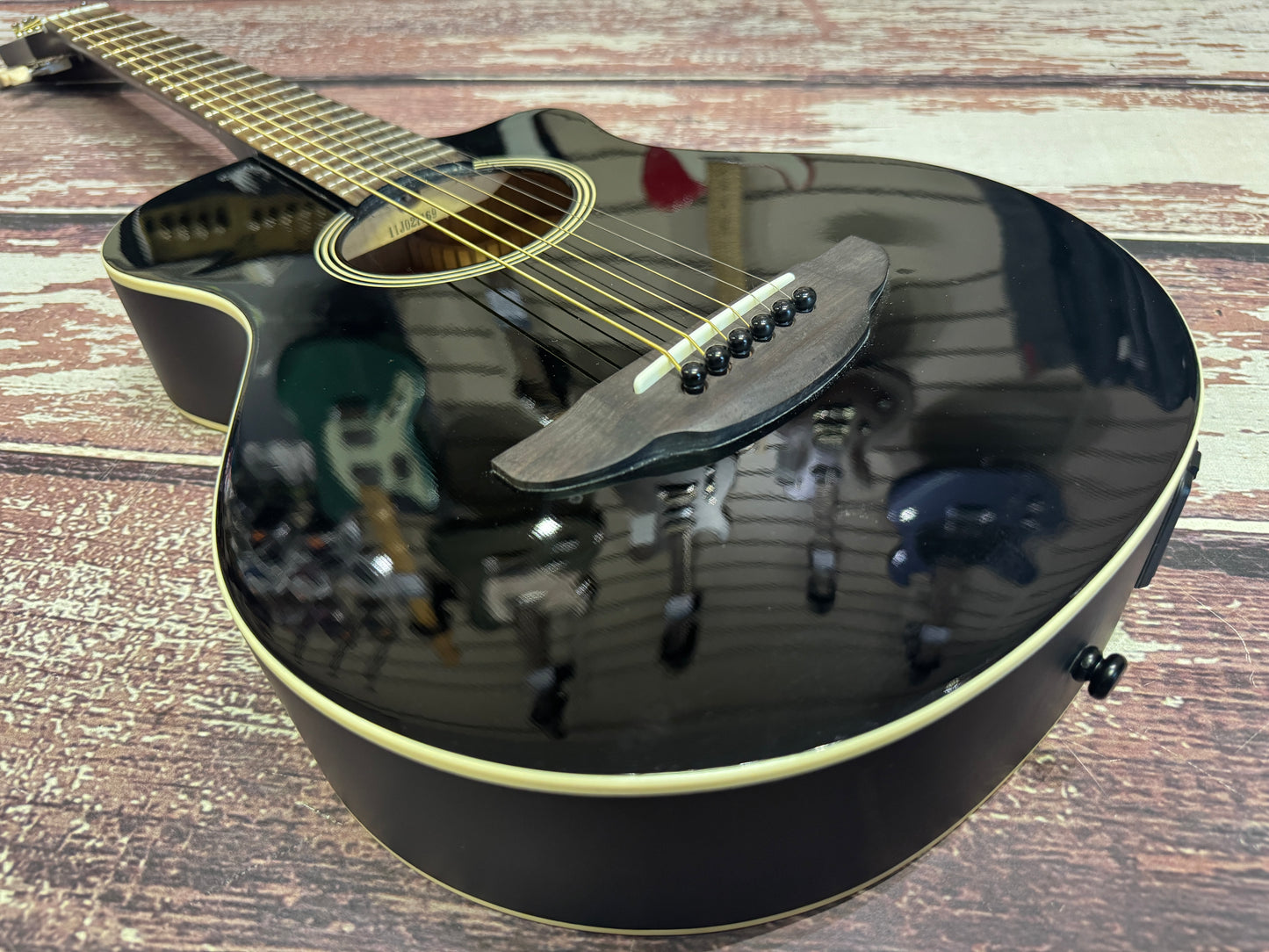 Yamaha APX-T2 Electro travel acoustic