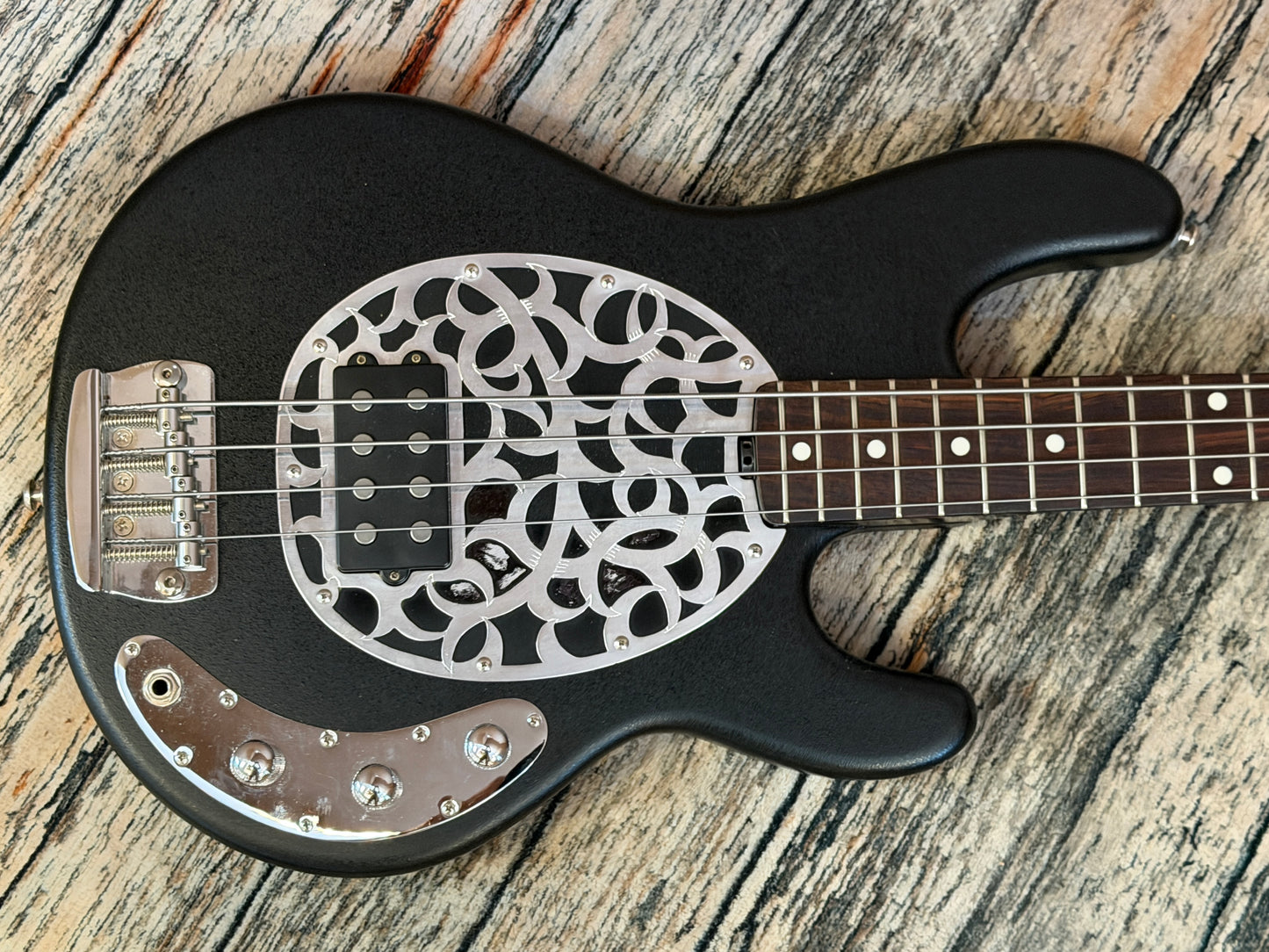 MusicMan USA Stingray SUB active bass