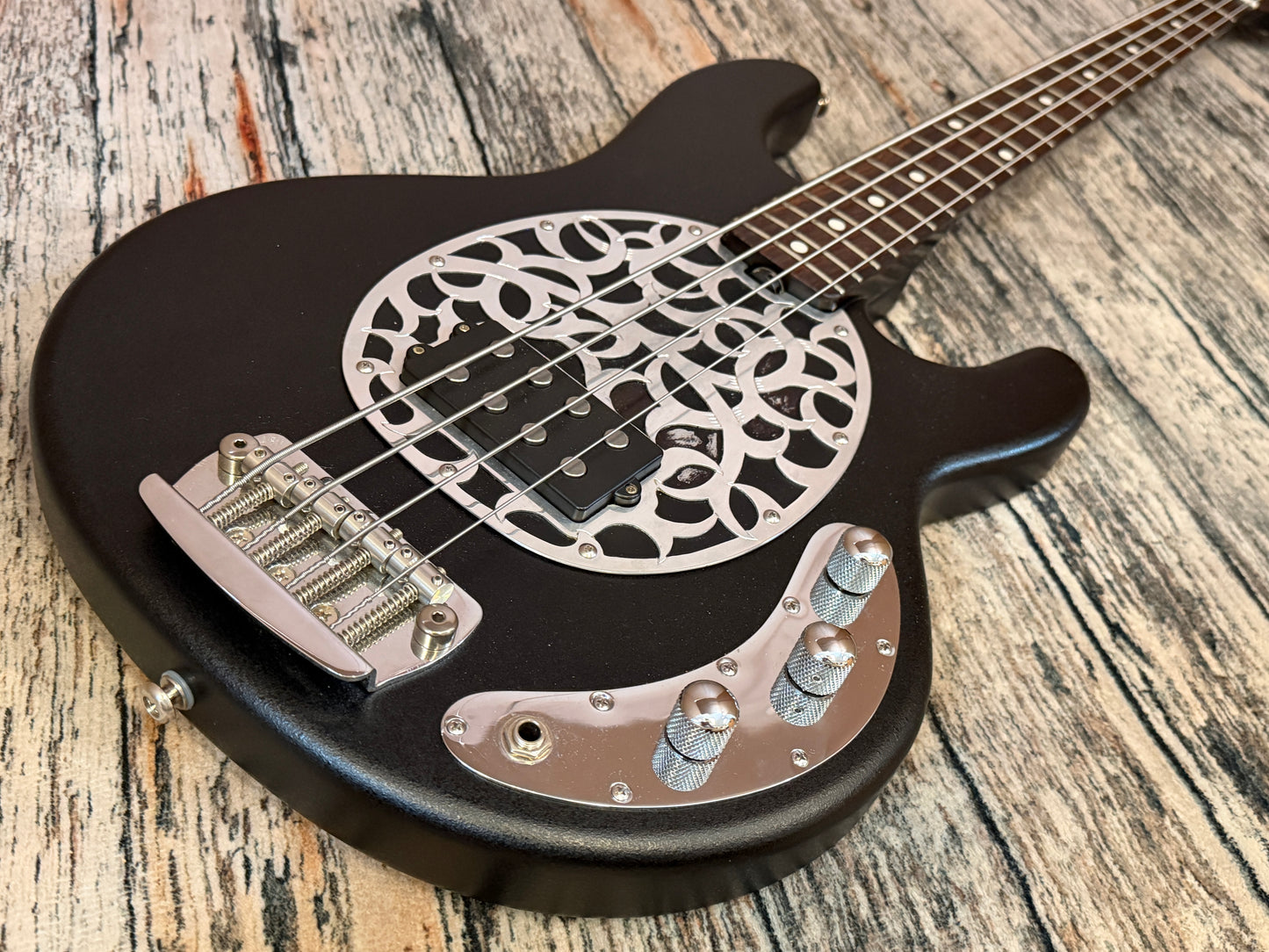 MusicMan USA Stingray SUB active bass