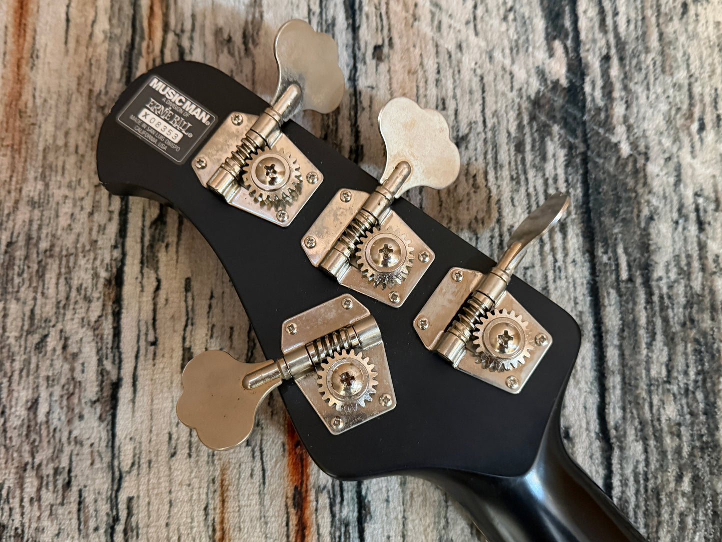 MusicMan USA Stingray SUB active bass