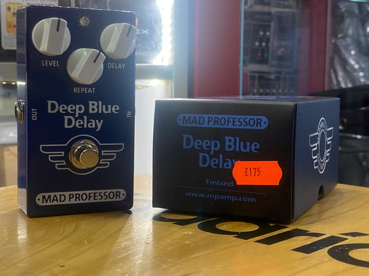 Mad Professor Deep Blue Delay