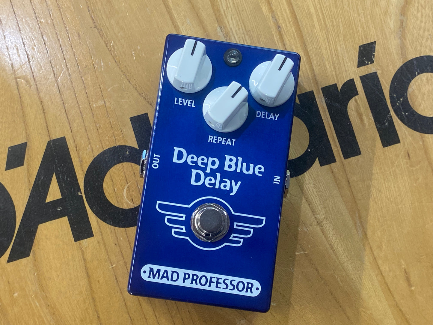 Mad Professor Deep Blue Delay