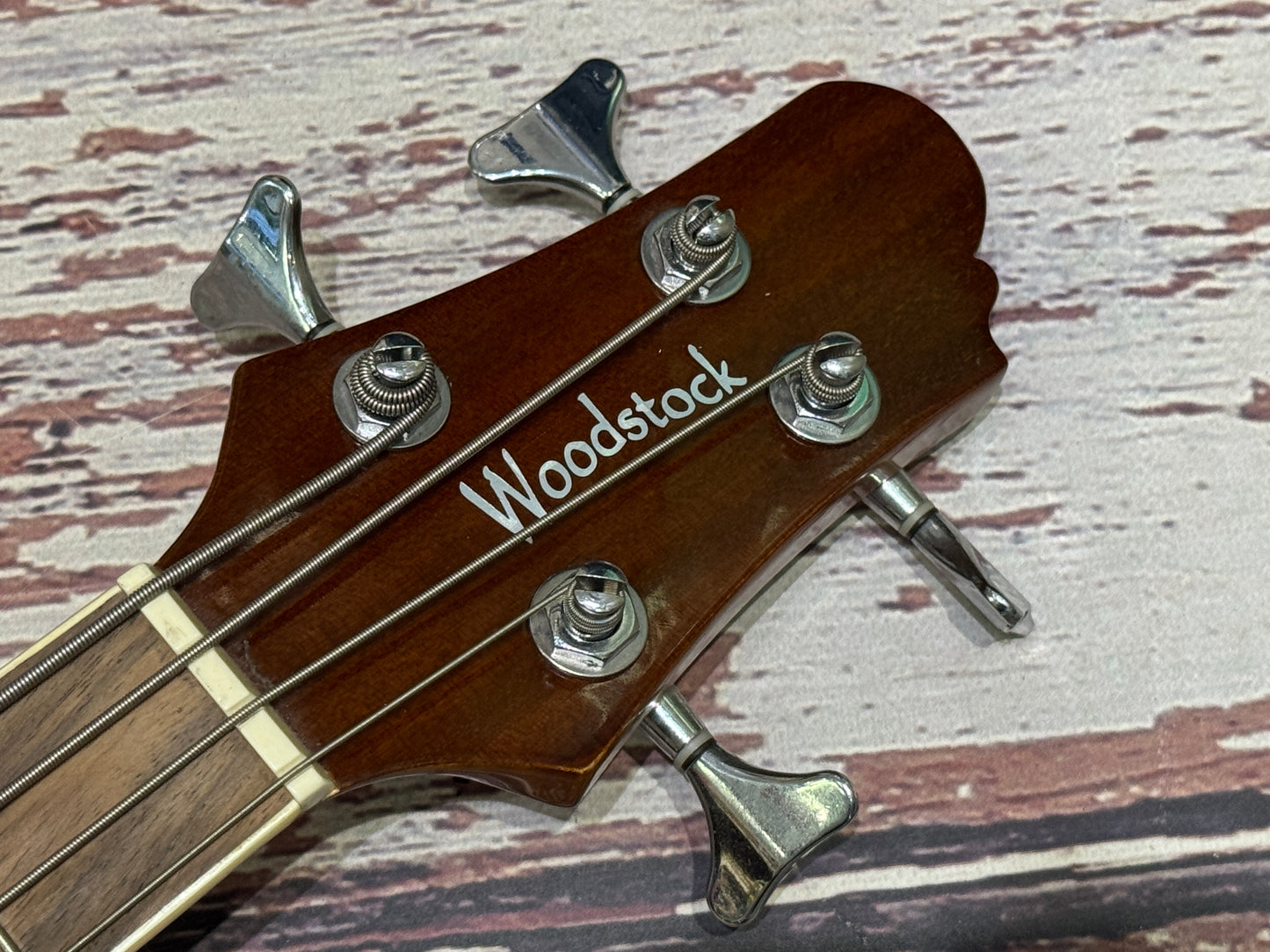 Woodstock electro acoustic bass