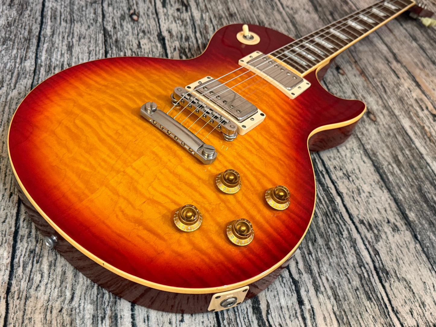 Gibson Les Paul Standard Premium plus - 2002 Stunning guitar