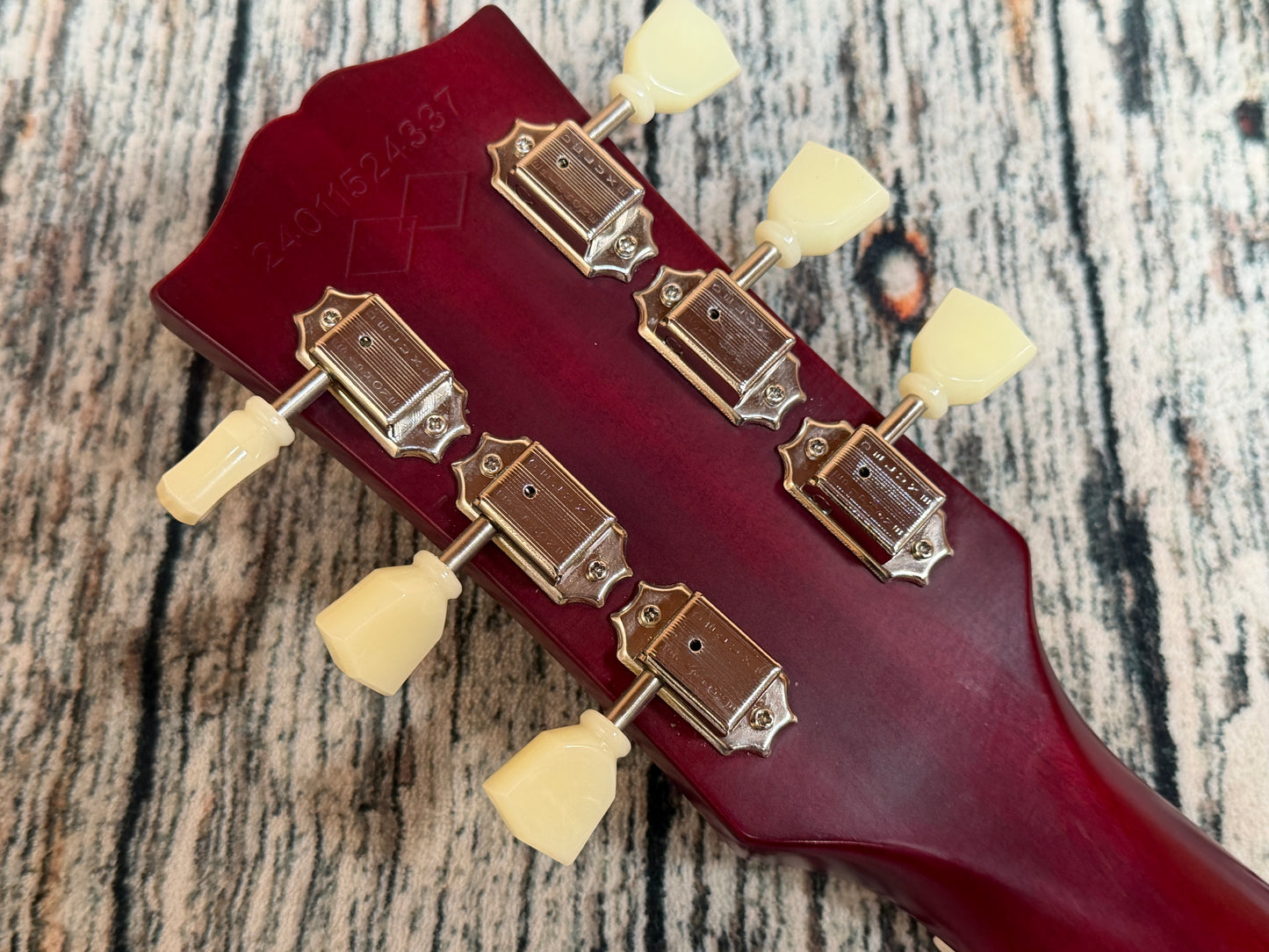 Epiphone Inspired by Gibson 1959 Les Paul, with case - The proper one!